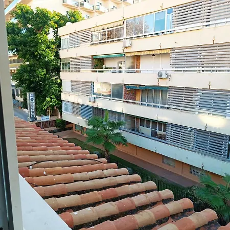 Apartment Carihuela Renovado - Wifi 365 Mbps - Fire Stick Amazon - Playa A 50 Metros *